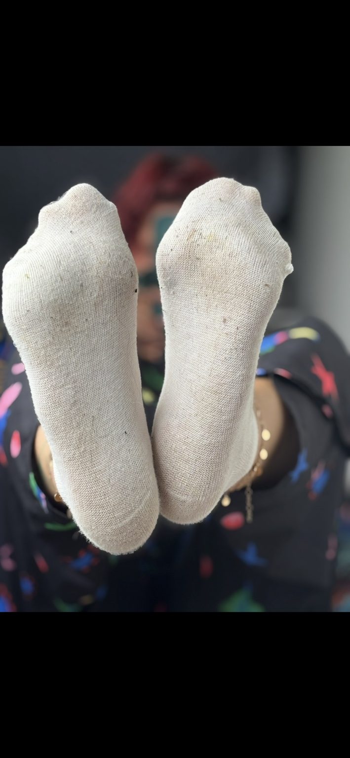 Getragen Socken 🧦 weiß - dreckig - - 2