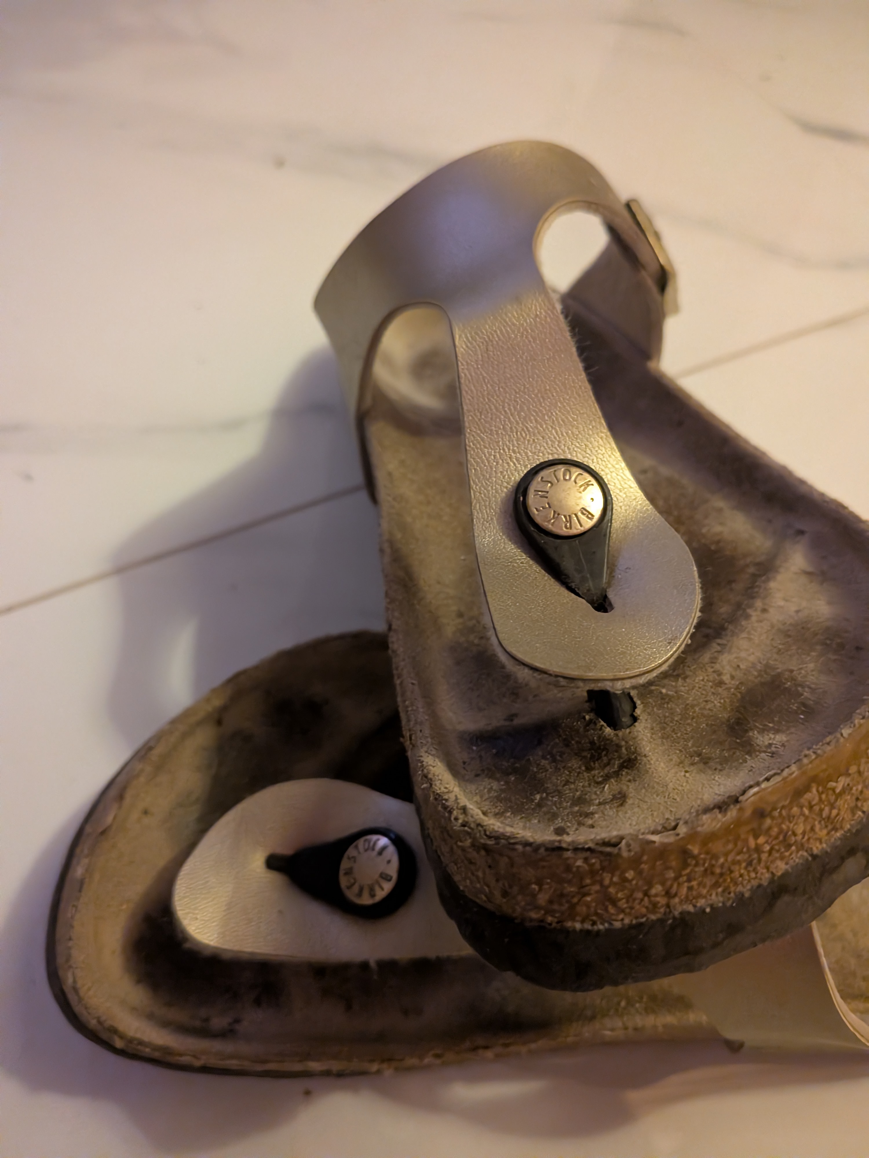 Birkenstock Gizeh Gold Größe 36 - 2
