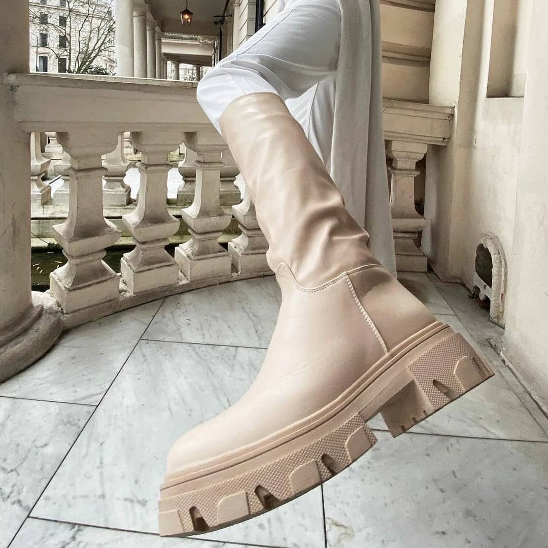 Getragene Stiefel